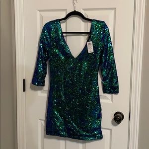 *NEW* Sequin 3/4 Sleeve Occasion Dress, Size M